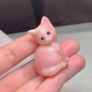 2.ピンクオパール猫・インテリア