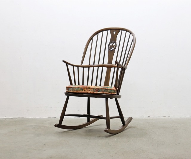 英国 イギリス ERCOL アーコール スワンバック ロッキングチェア ヴィンテージ アンティーク RIT09117