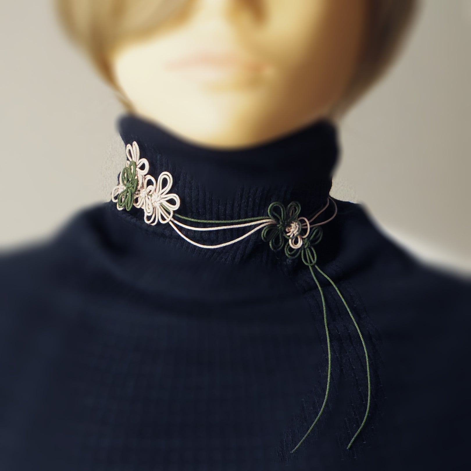 【新作】チョーカー「爛漫と萌」(深緑×薄茶)