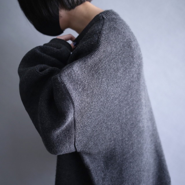 good character motif design XXXL super over silhouette knit sweater