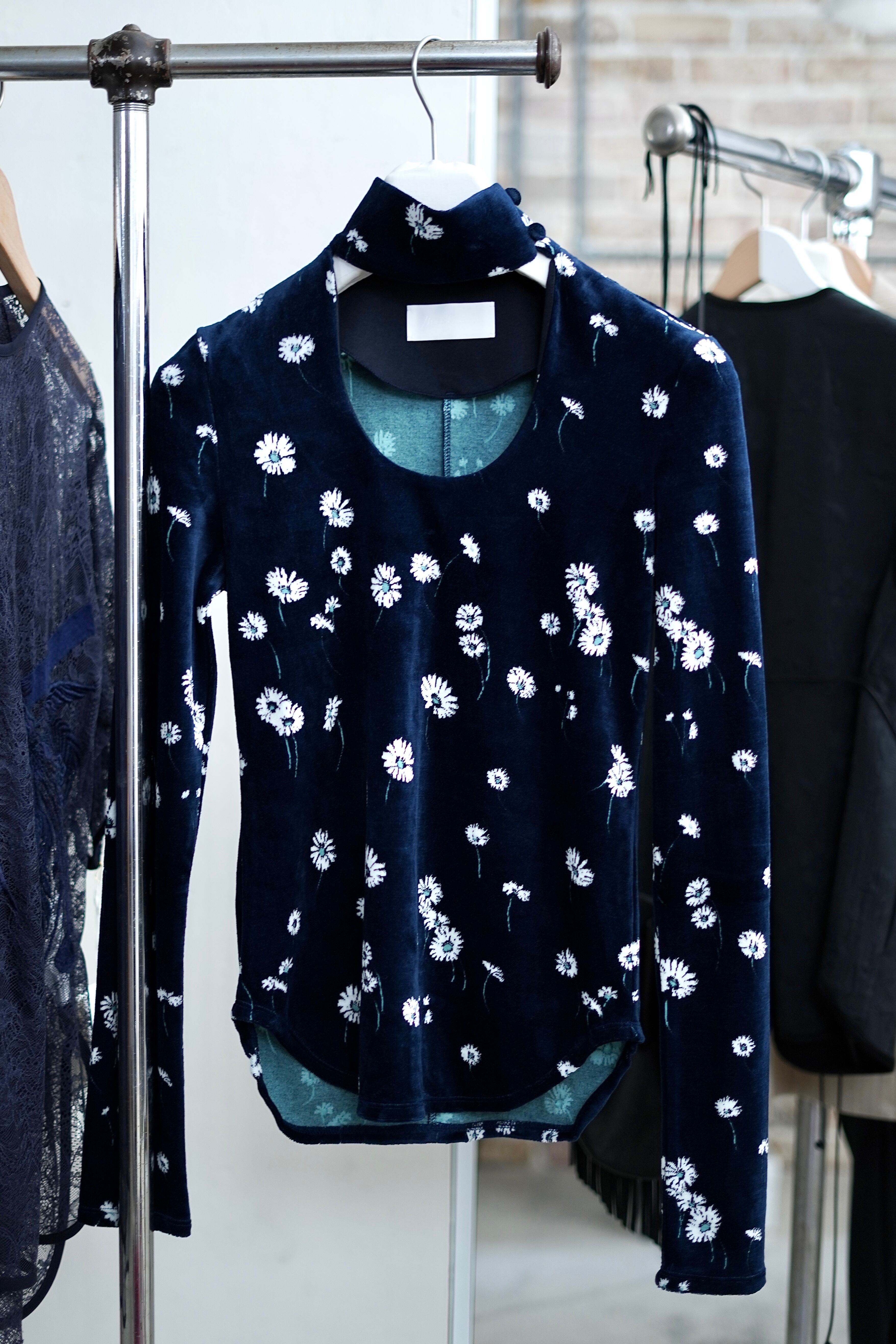 Mame Kurogouchi / Velour Jersey Floral High Neck Top ( BLACK, NAVY