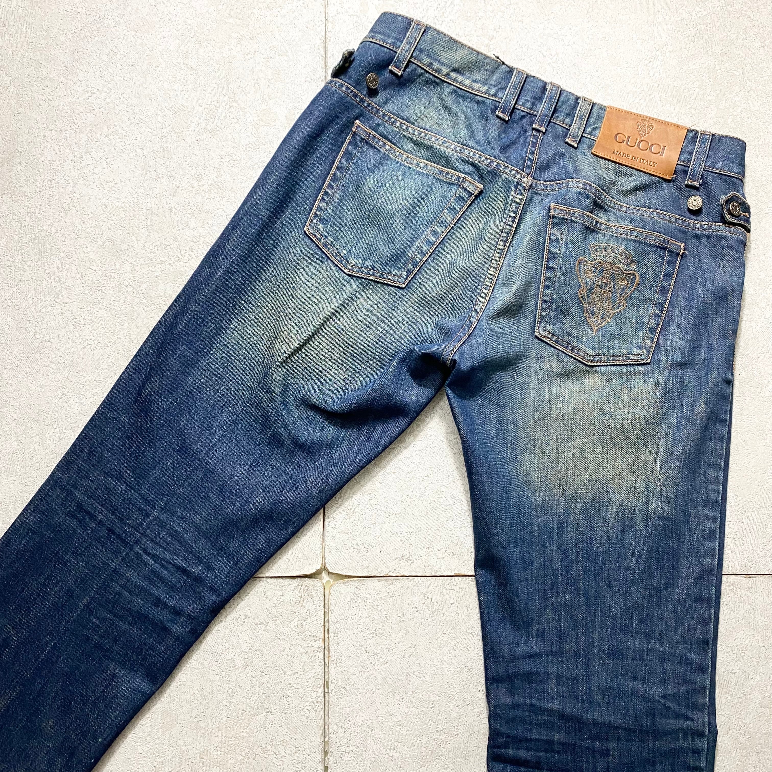 GUCCI “crest” embroidery denim pants | NOIR ONLINE