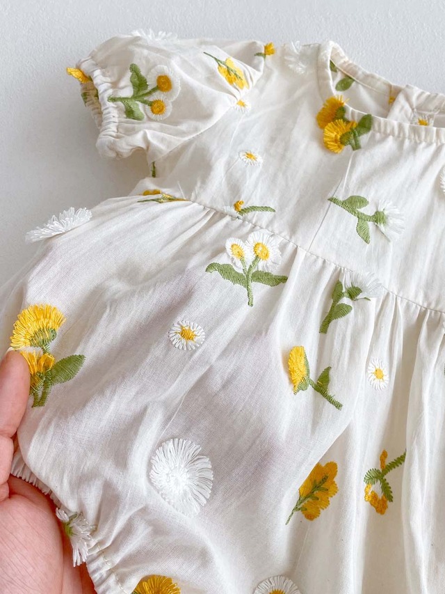 【BABY】タンポポフラワー刺繍パフスリーブロンパース - 11