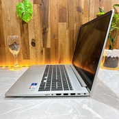 美品2021年式/ HP ProBook 650 G8/メモリ16GB/SSD256GB/15.6型/大型ノートパソコン