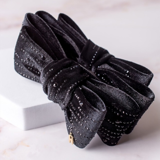 ビジューベロアバナナクリップ