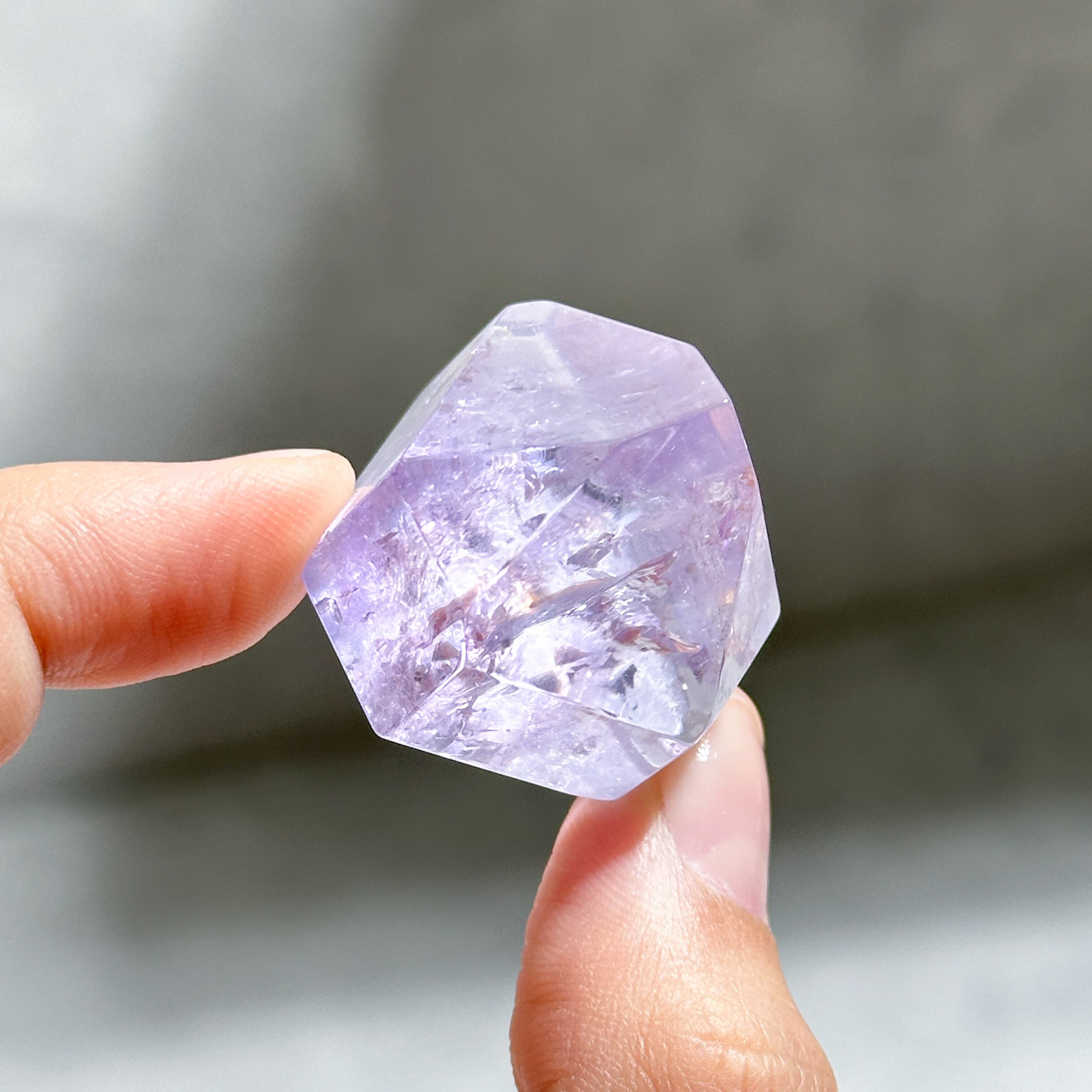 アメジスト タワー44◇ Amethyst Tower ◇天然石・鉱物