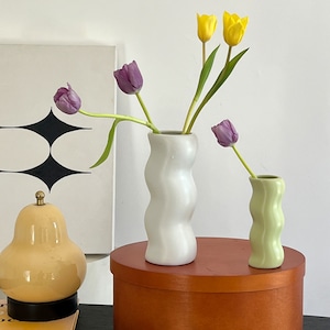 【VASE】大きめサイズミニマリズム芸術感ベース　 全2色