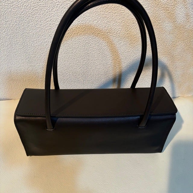 B.stuff　セレモニー対応ハンドバッグ