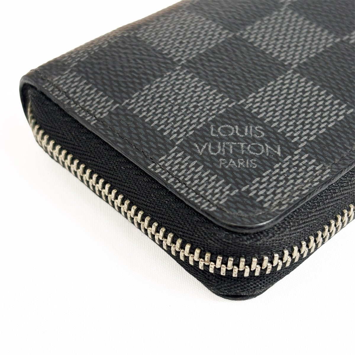 LOUIS VUITTON ルイ・ヴィトン ダミエ・グラフィット ジッピー コイン