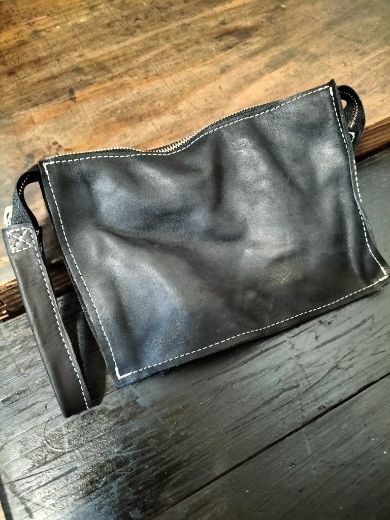 GUIDIアルチザンホースレザーポーチ | FREAK LEATHER ARTISAN