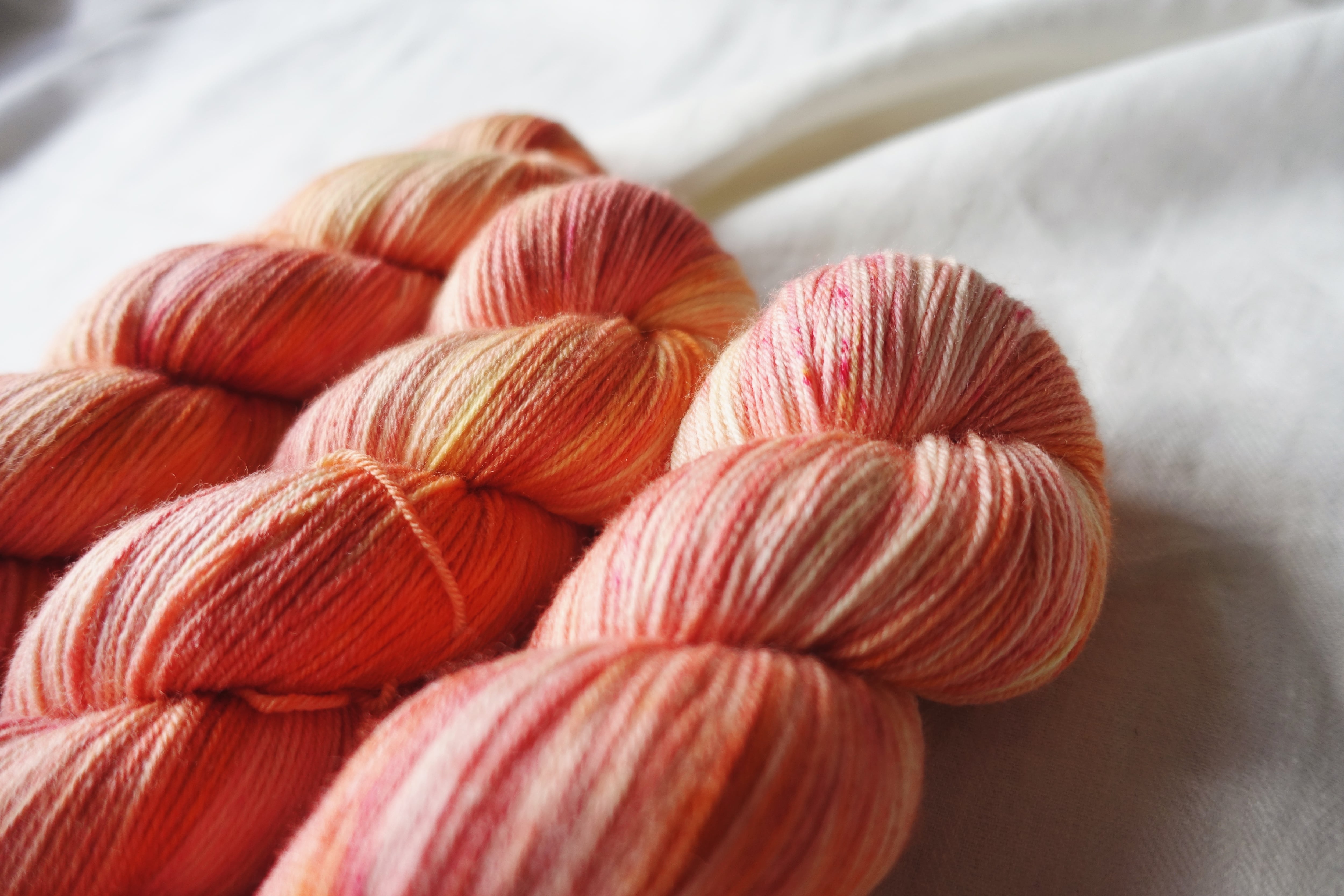 手染め糸]Premium Silk+Wool Sock_Framingo | 手染め毛糸のYaoskep Yarn