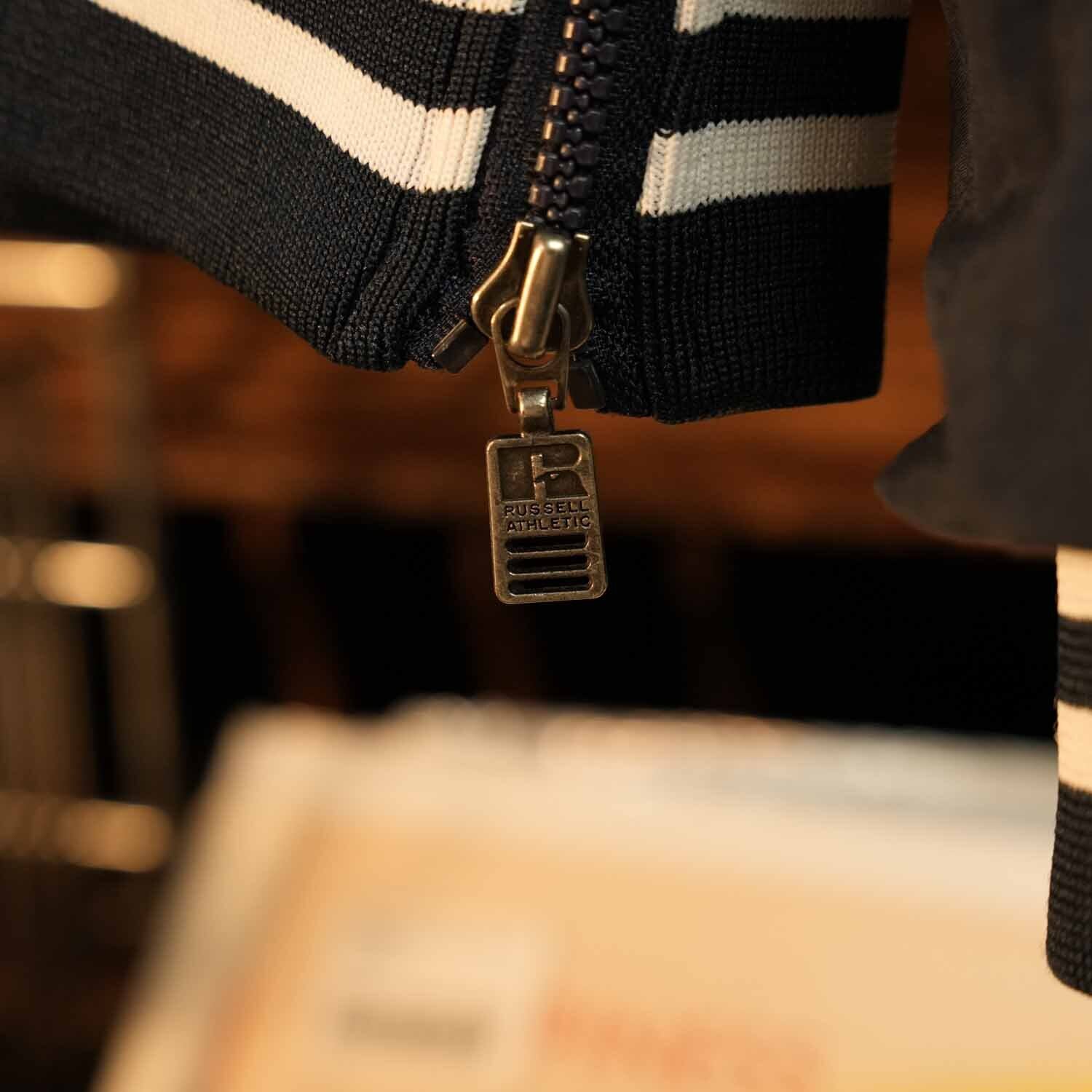 RUSSELL ATHLETIC 90s カレッジ ナイロンプルオーバー XL ネイビー