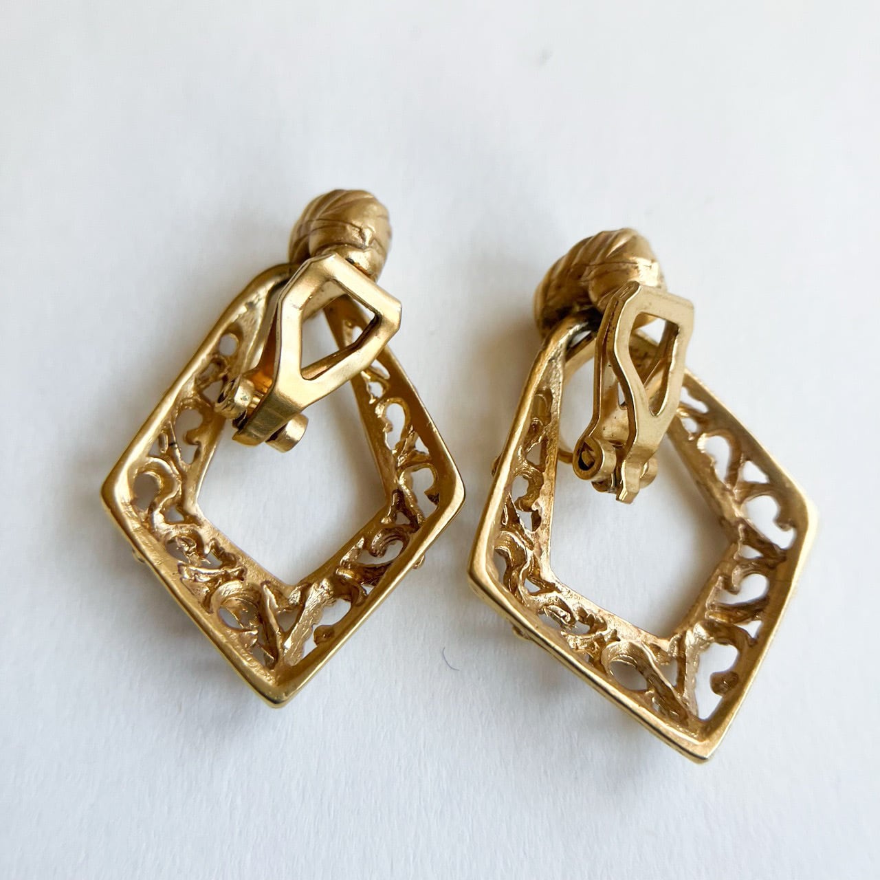 gold & pearl design earring[e-1889] ヴィンテージイヤリング | LEO
