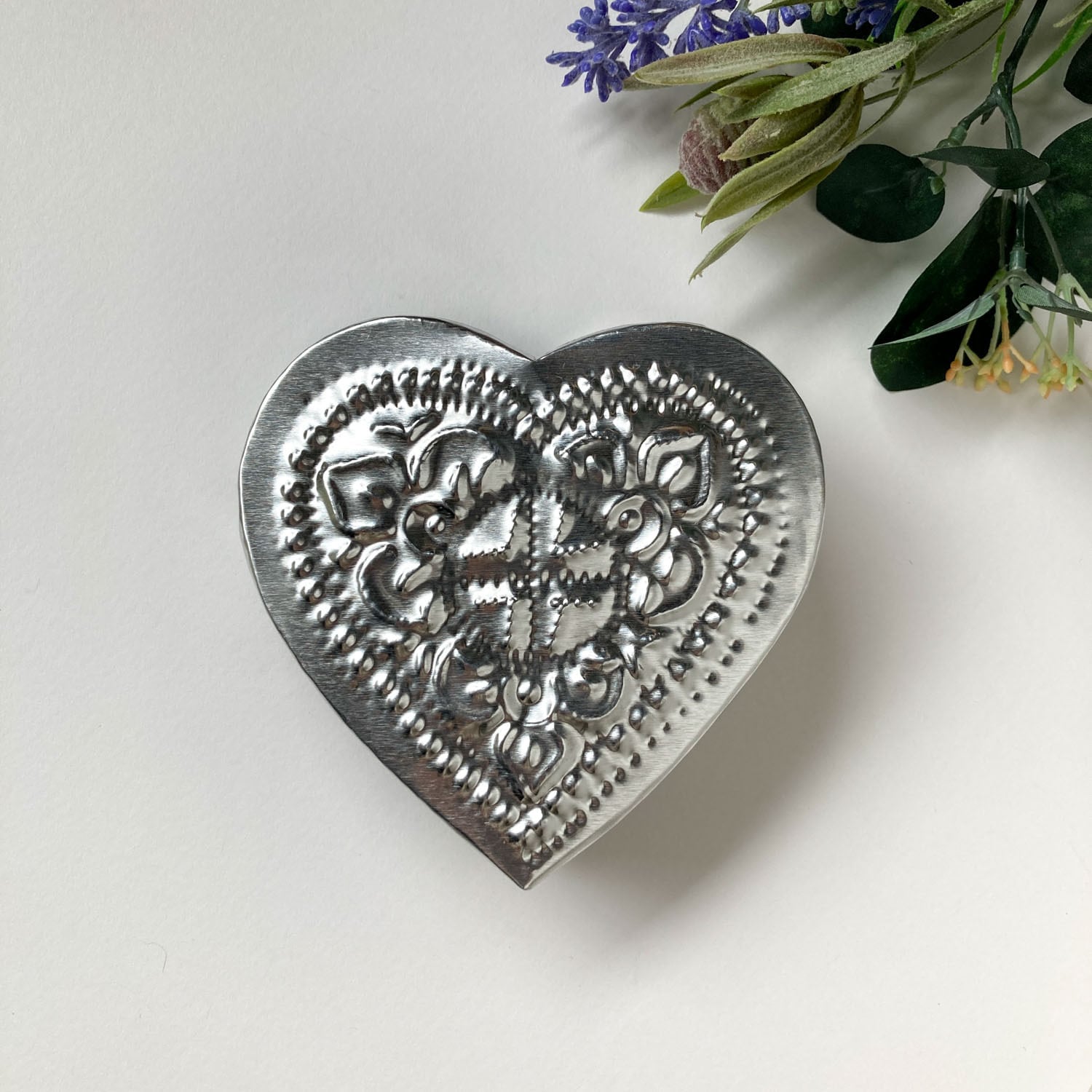 再入荷〉ハート型アルミケースM（100mm/シルバー） | Dua-アクセサリー