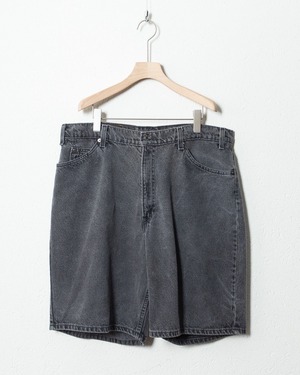 "Levi's 560" good faded black denim baggy shorts / Made In USA / W38 L00
