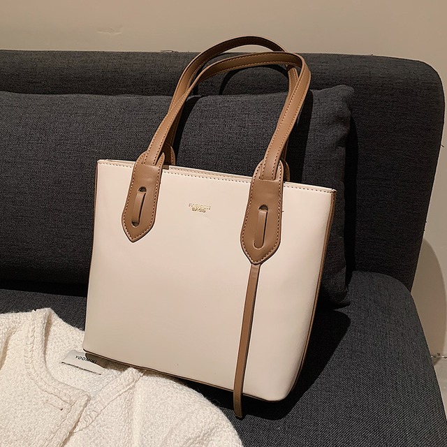 カジュアルショルダーバッグオータム 秋物 トートバッグ Tiancai_Wing_Bag91682344520