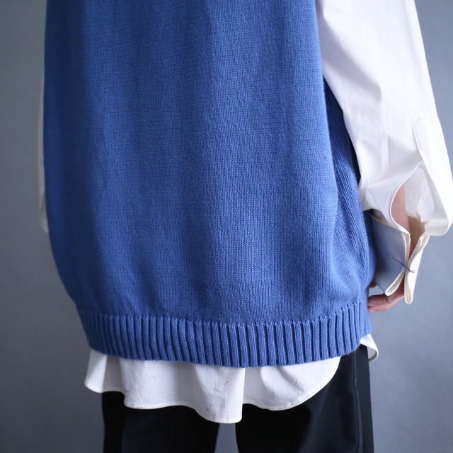 good blue coloring loose knit vest