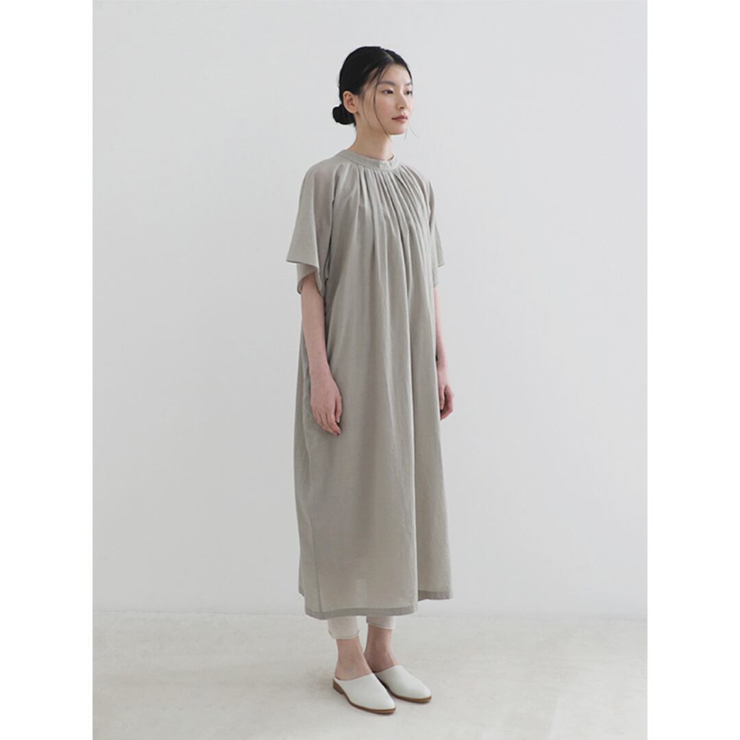 evam eva エヴァムエヴァ コットンローン・ワンピース cotton lawn one-piece ・セージ 薄く透け感のあるコットンの生地をたっぷりと使用しましたワンピースです【送料無料】