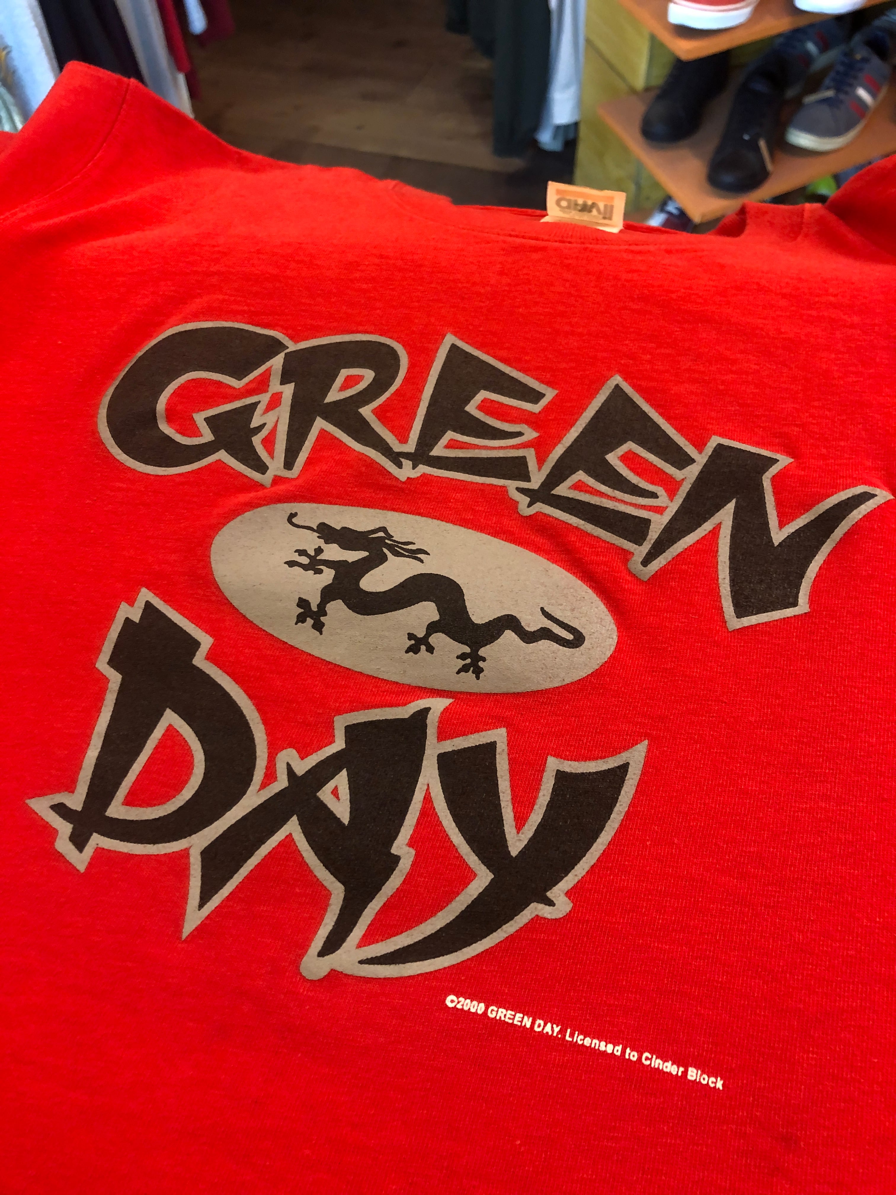 2000年製 GREEN DAY グリーンデイ バンドTシャツ sizeM 赤 | 陽気な ...