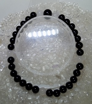 大特価ブレスレット　　～物事の本質を見極める力を引き出す効果があり客観的に物事を捉えることが出来るようになる