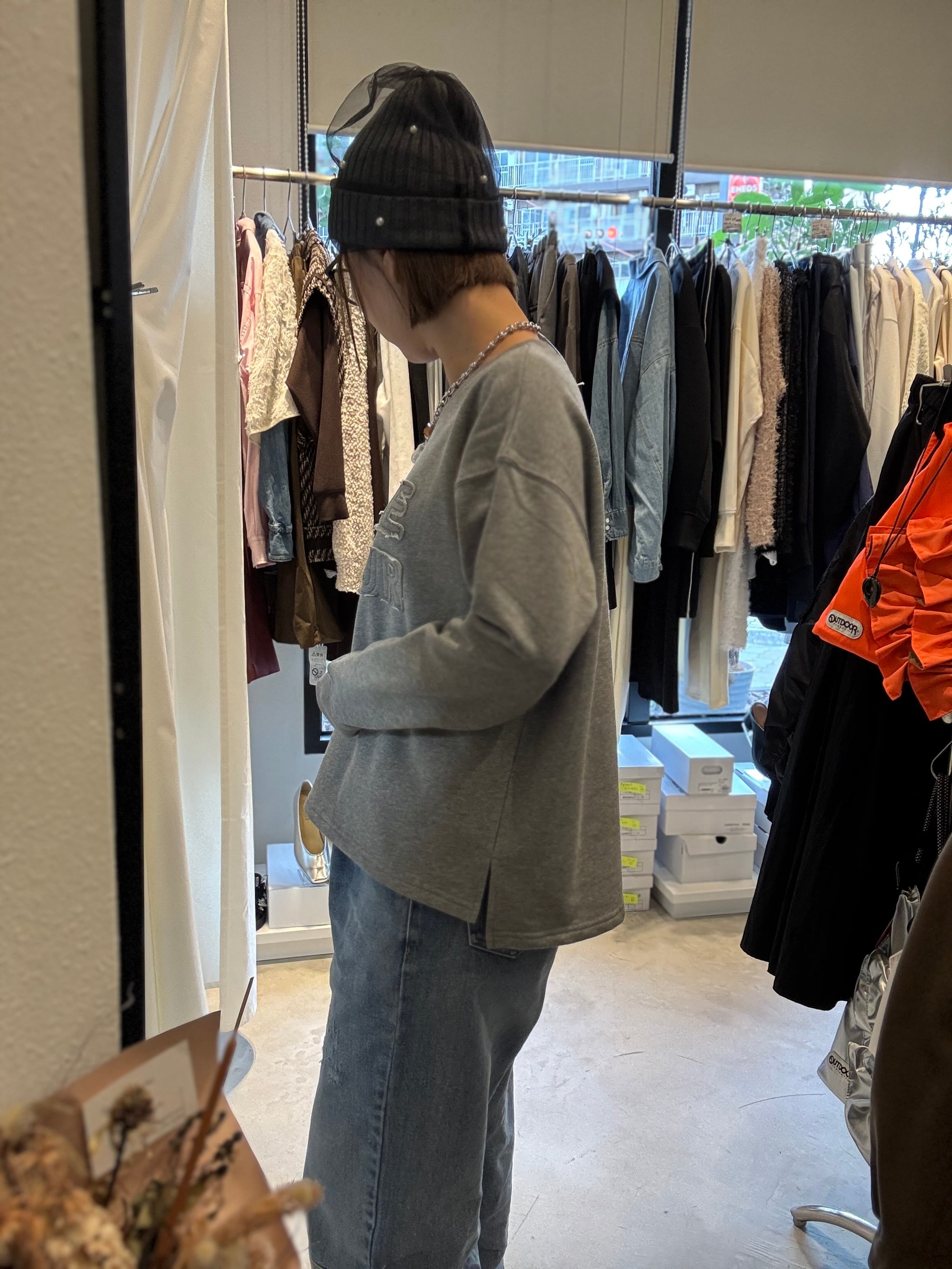 【SELECT】刺繍アップリケロゴトレーナー