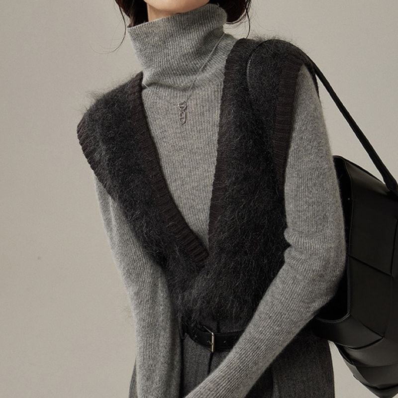 Fluffy Vneck shaggy vest V1178