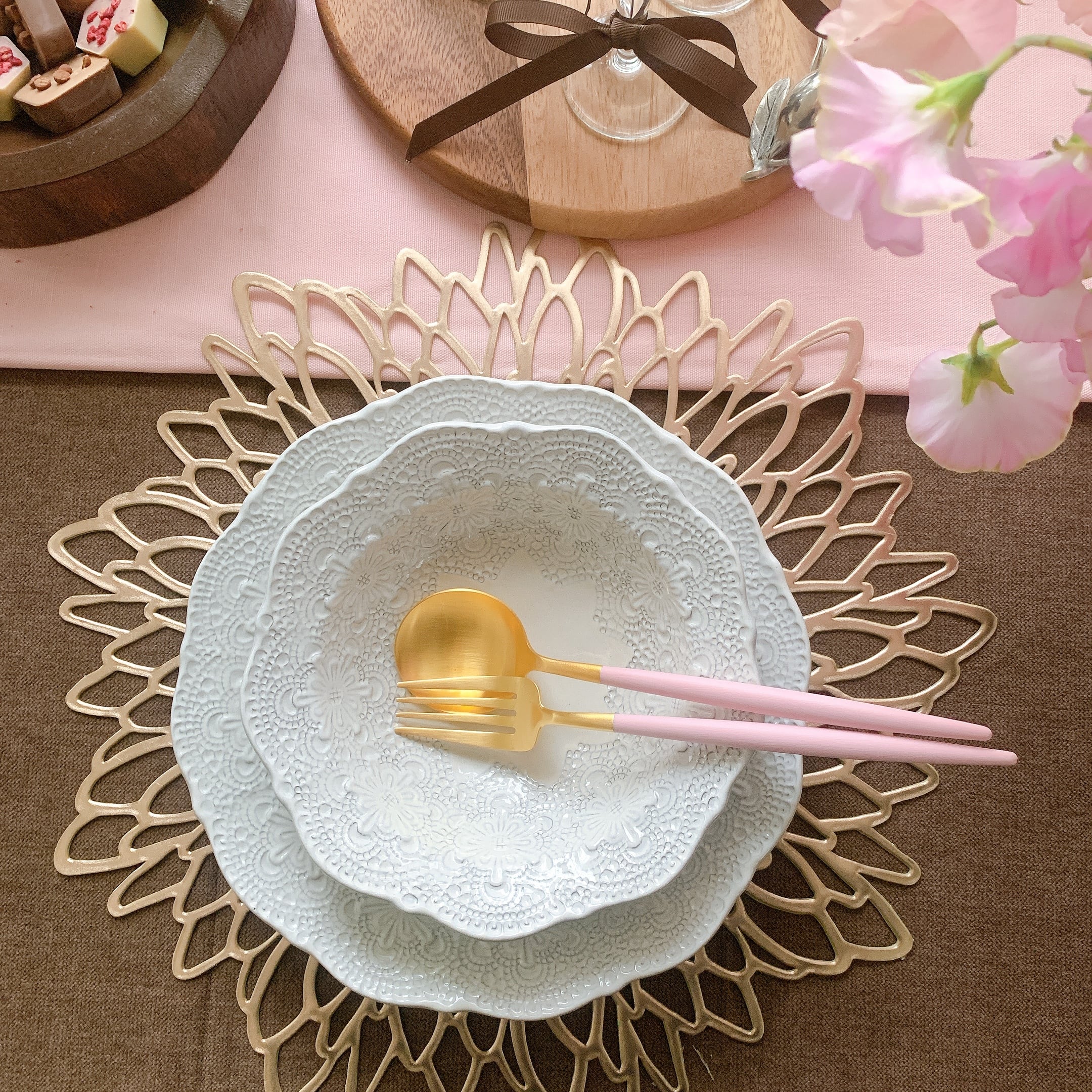ブルーミング ランチョンマット ゴールド | Floraison Table