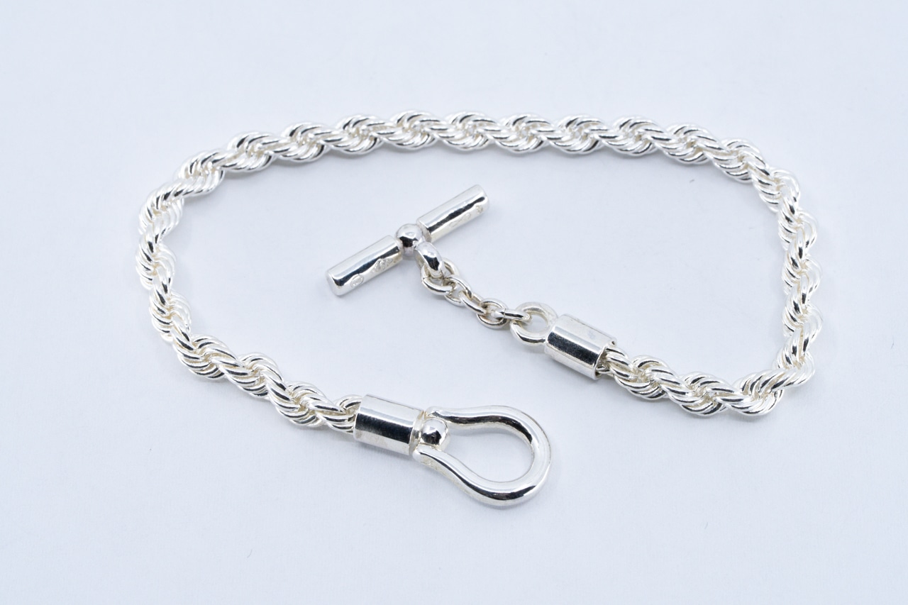 BN-107 Horseshoe Rope Chain Bracelet (Large)