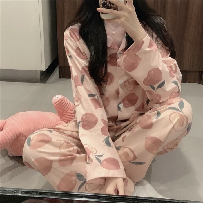 送料無料】可愛いがギュッとつまった♪ピーチ柄 ルームウェア 部屋着 可愛い stayhome セットアップ お家時間 | lamitte deco トレンド 韓国ファッション ショップ BASE店 送料無料】可愛いがギュッとつまった♪ピーチ柄 ルームウェア 部屋着 可愛い stayhome セットアップ お家時間 | lamitte deco トレンド 韓国ファッション ショップ BASE店