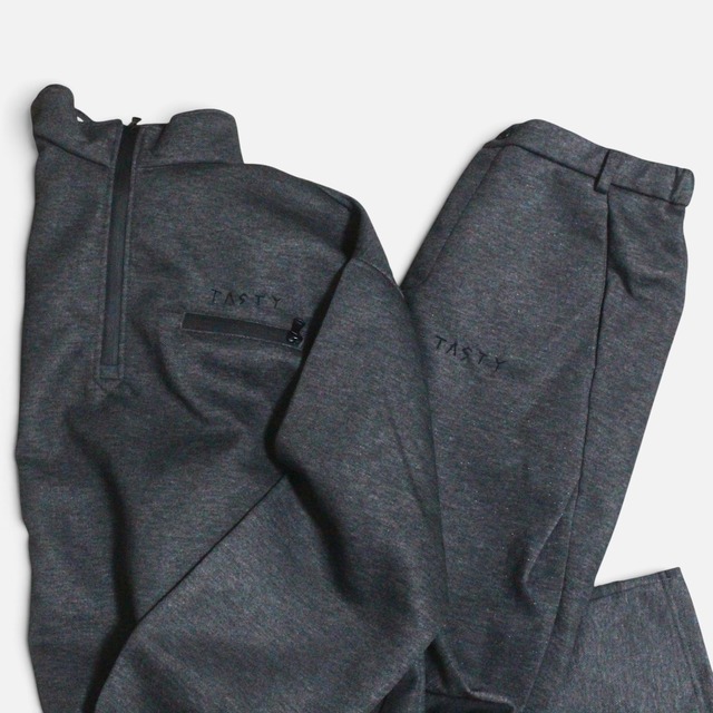 HALF ZIP SWEAT SET UP (チャコール)
