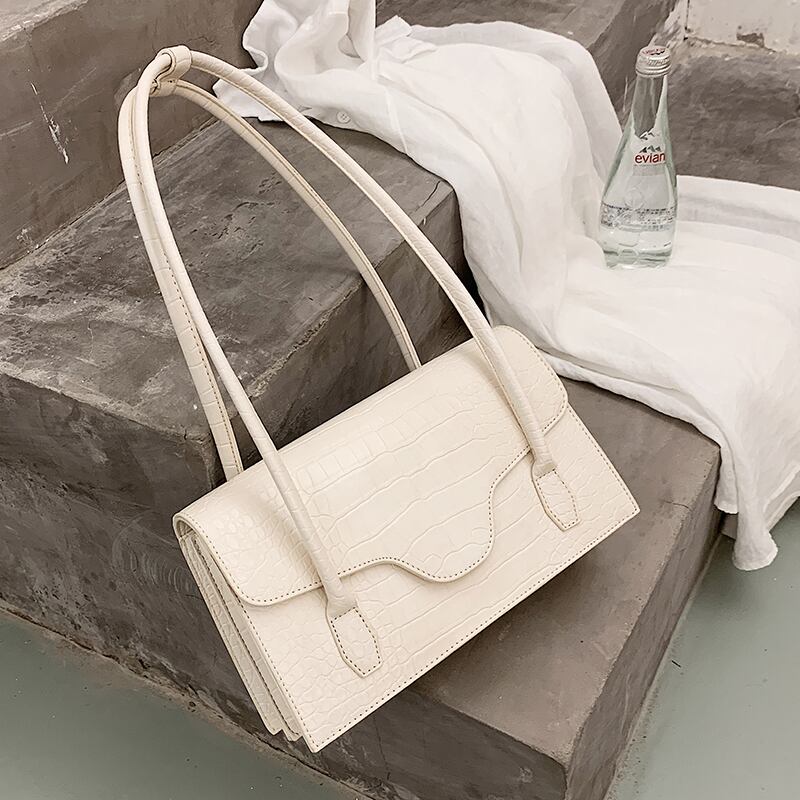 センススモールバッグハンドバッグ2020新しい流行のファッションオールマッチショルダーバッグアンダーアームバッグネットレッドエインエアハンドバッグ Tiancai_Wing_Bag75144384685