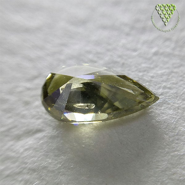 0.558 ct FANCY DARK GRAY YELLOWISH GREEN I1 CGL 天然 グリーン