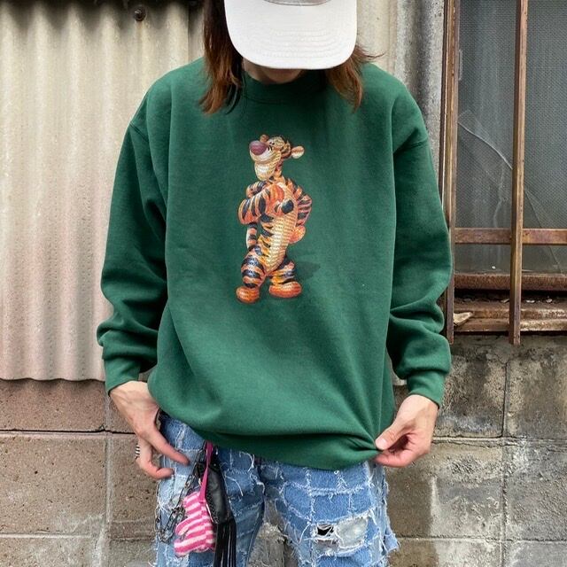 Disney Store ディズニー くまのプーさん ティガー プリントスウェット キャラクタースウェット ヴィンテージ ビンテージ グリーン 緑色 メンズl 古着 スウェット Cave 古着屋 公式 古着通販サイト