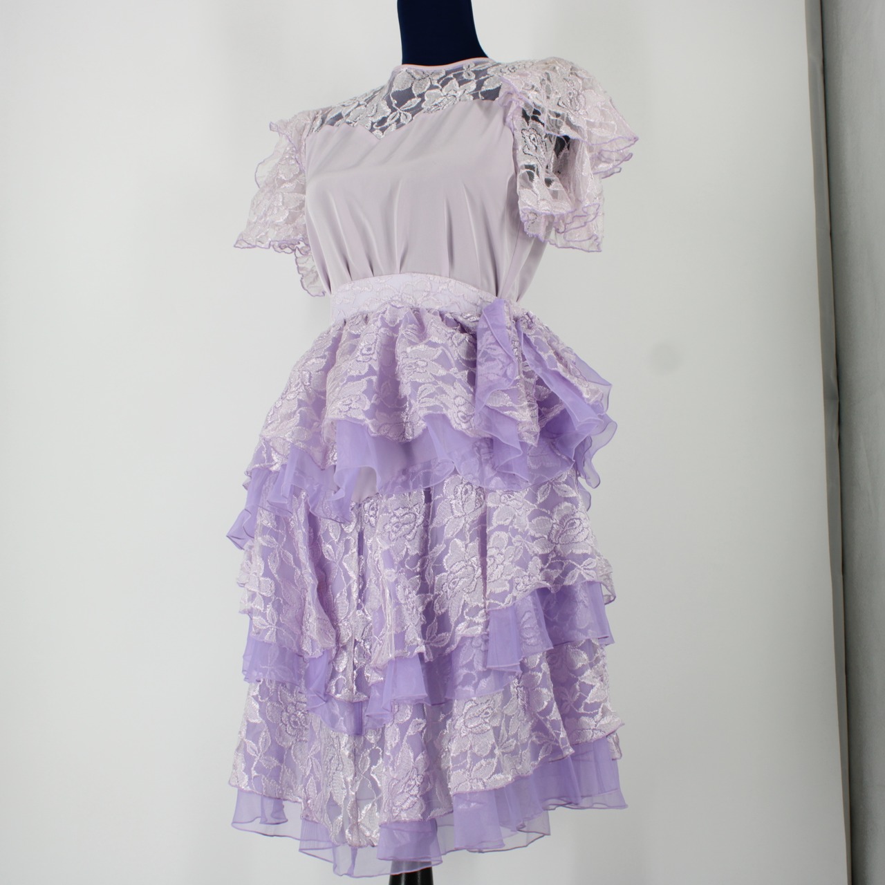 【美品 社交ダンス衣装】PROCEEDS プロシーズ 上下セット トップス スカート レオタード 紫 パープル ライラック 花柄 レース