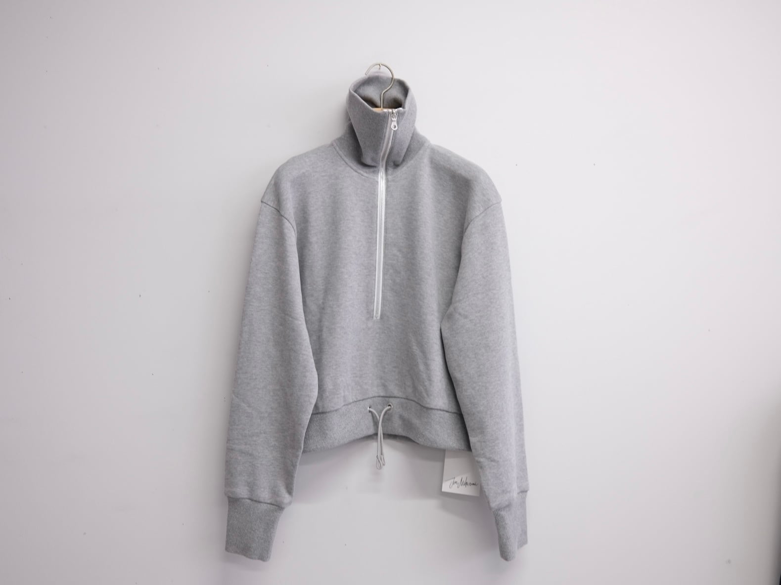 JUN MIKAMI ハーフジッププルオーバー | Lapel online store