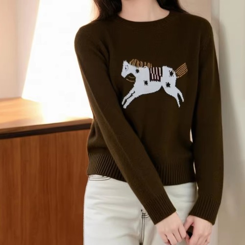 アニマル刺繍ニットトップス ・10533