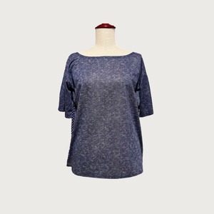 夏にぴったり 軽い着心地 バック切り替えTシャツ｜ネイビー
