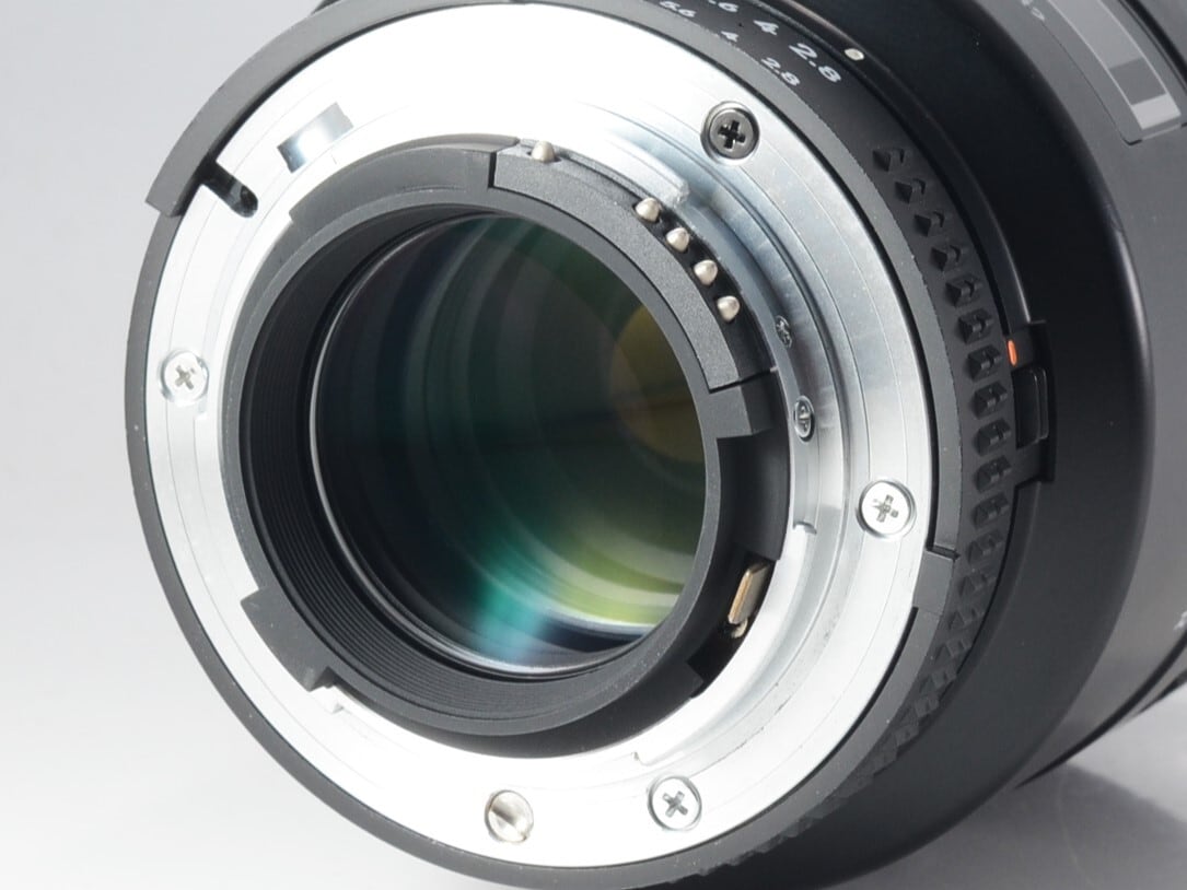 Nikon AF MACRO NIKKOR 105mm F2.8D ニコン 中望遠レンズ (61405