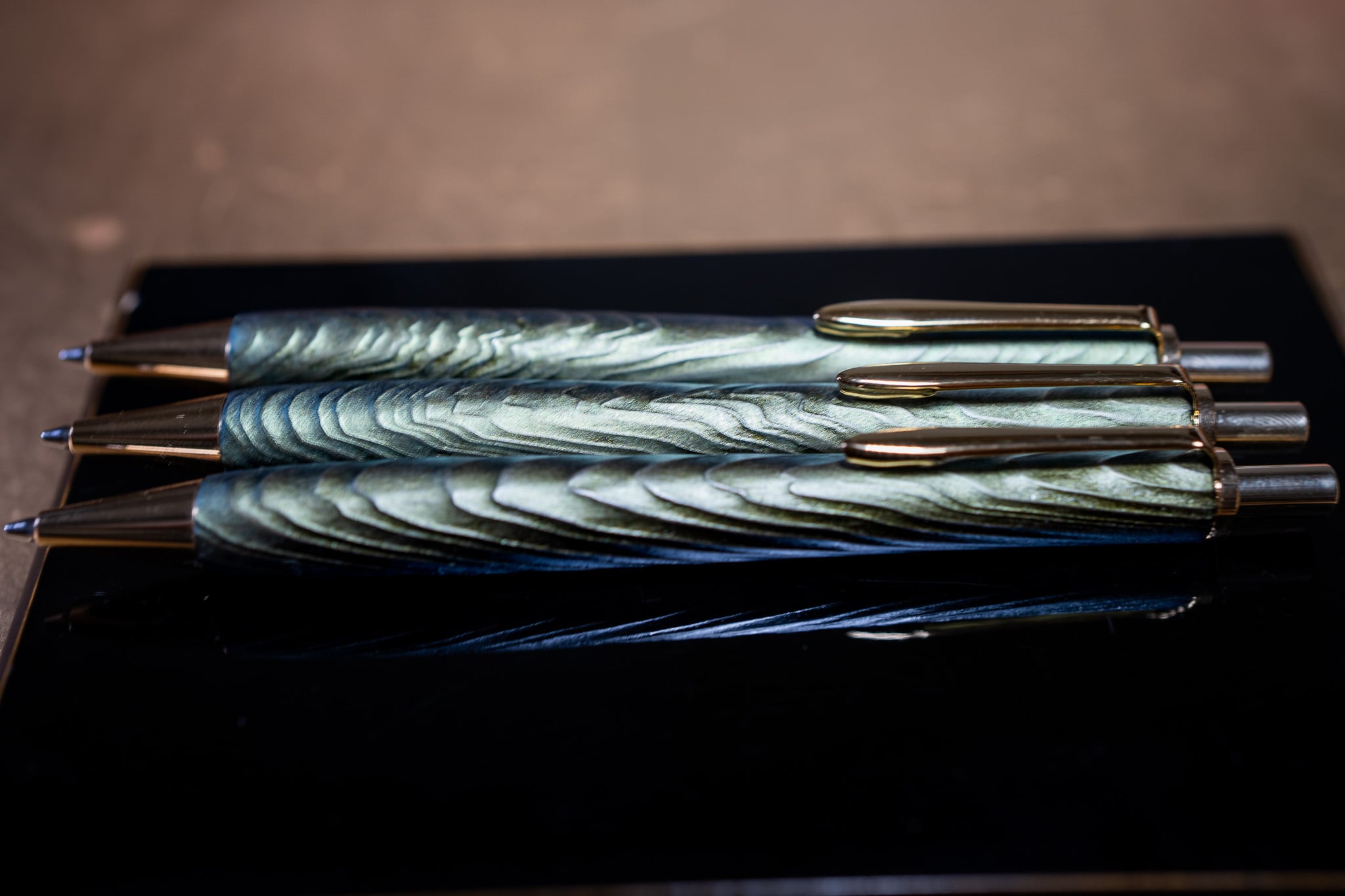 金杢犀　翠煙　杉 浮造り国産漆錫 翠煙】杉 浮造り国産漆錫 受注生産品 | 木軸ペン工房 金杢犀