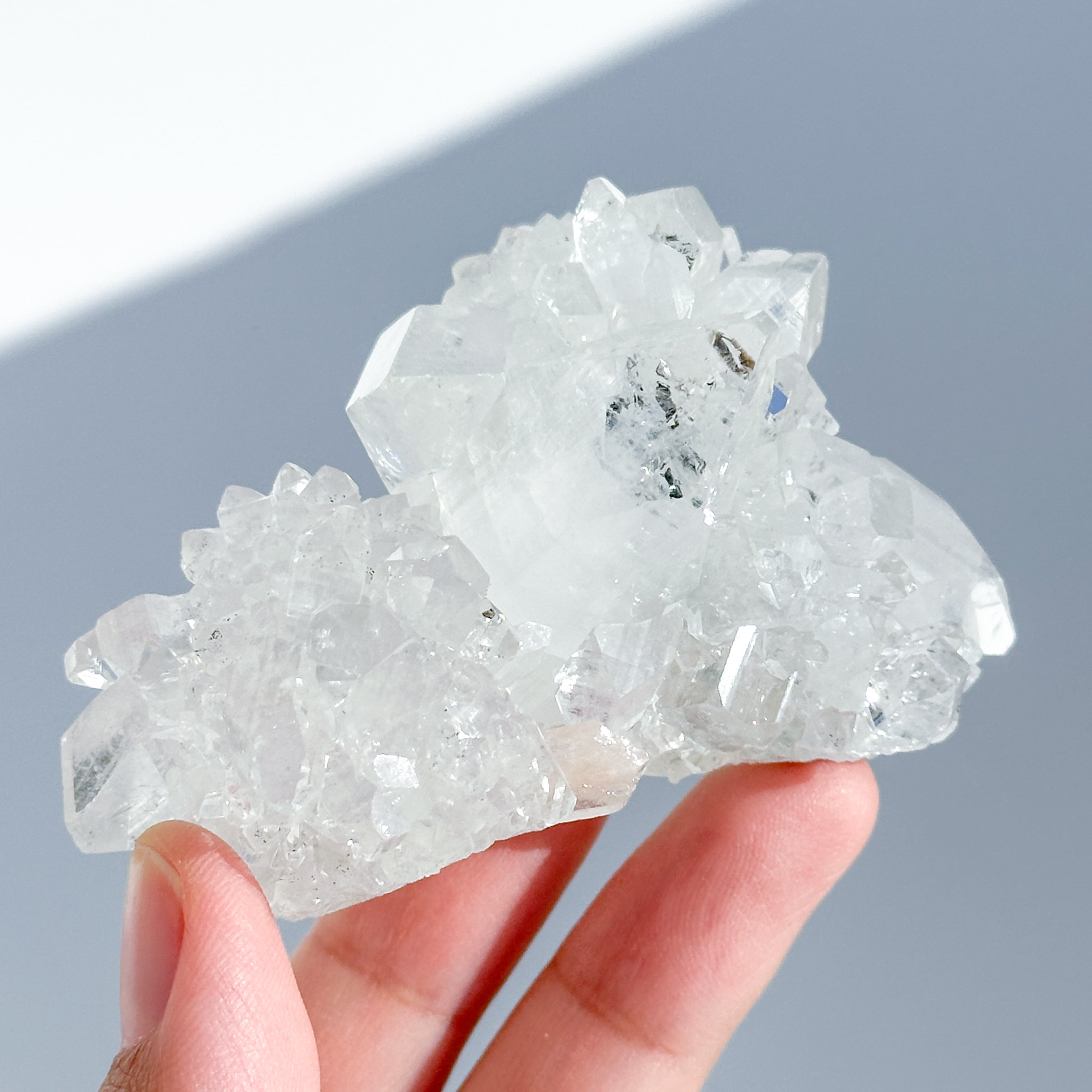 アポフィライト | Kamoku［カモク］インテリア天然石・鉱物のネット