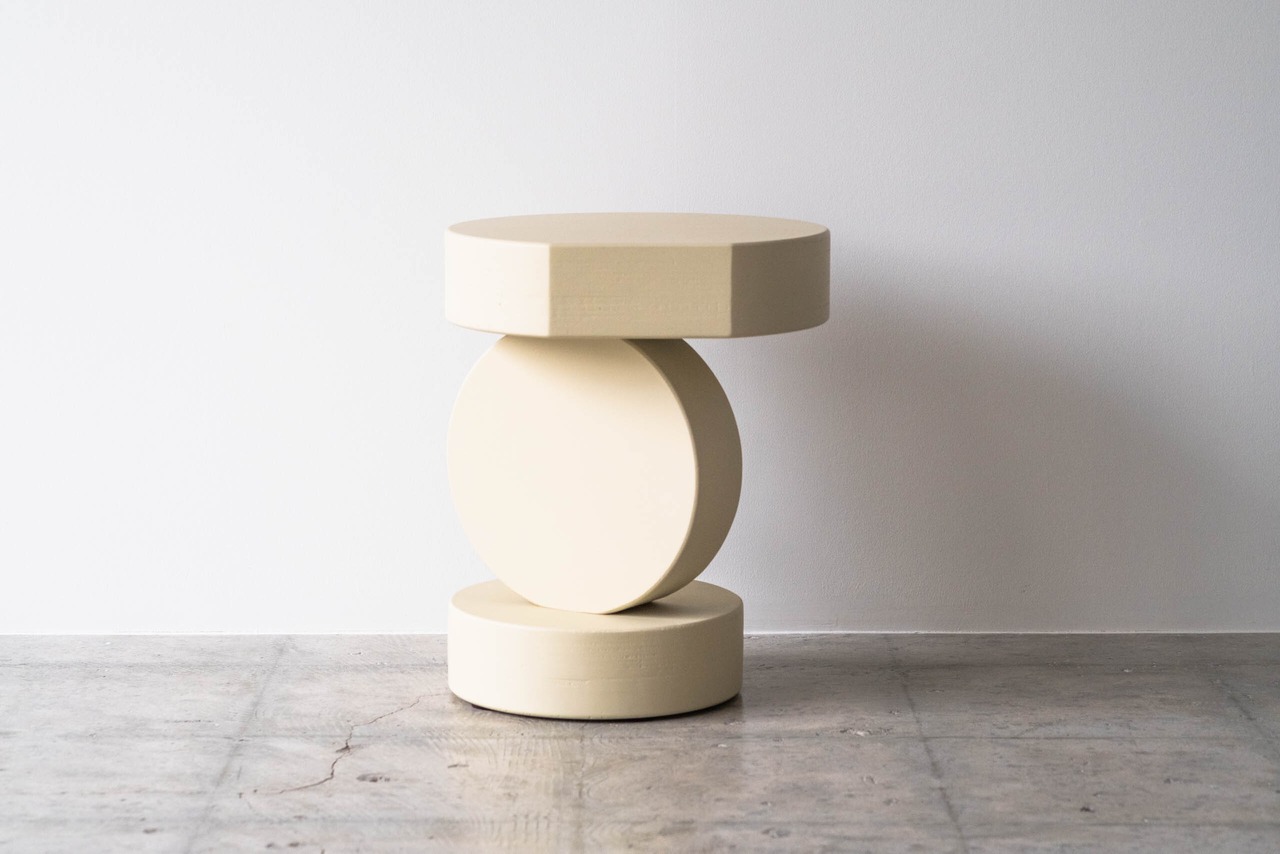 Balancing stool (White lily color)