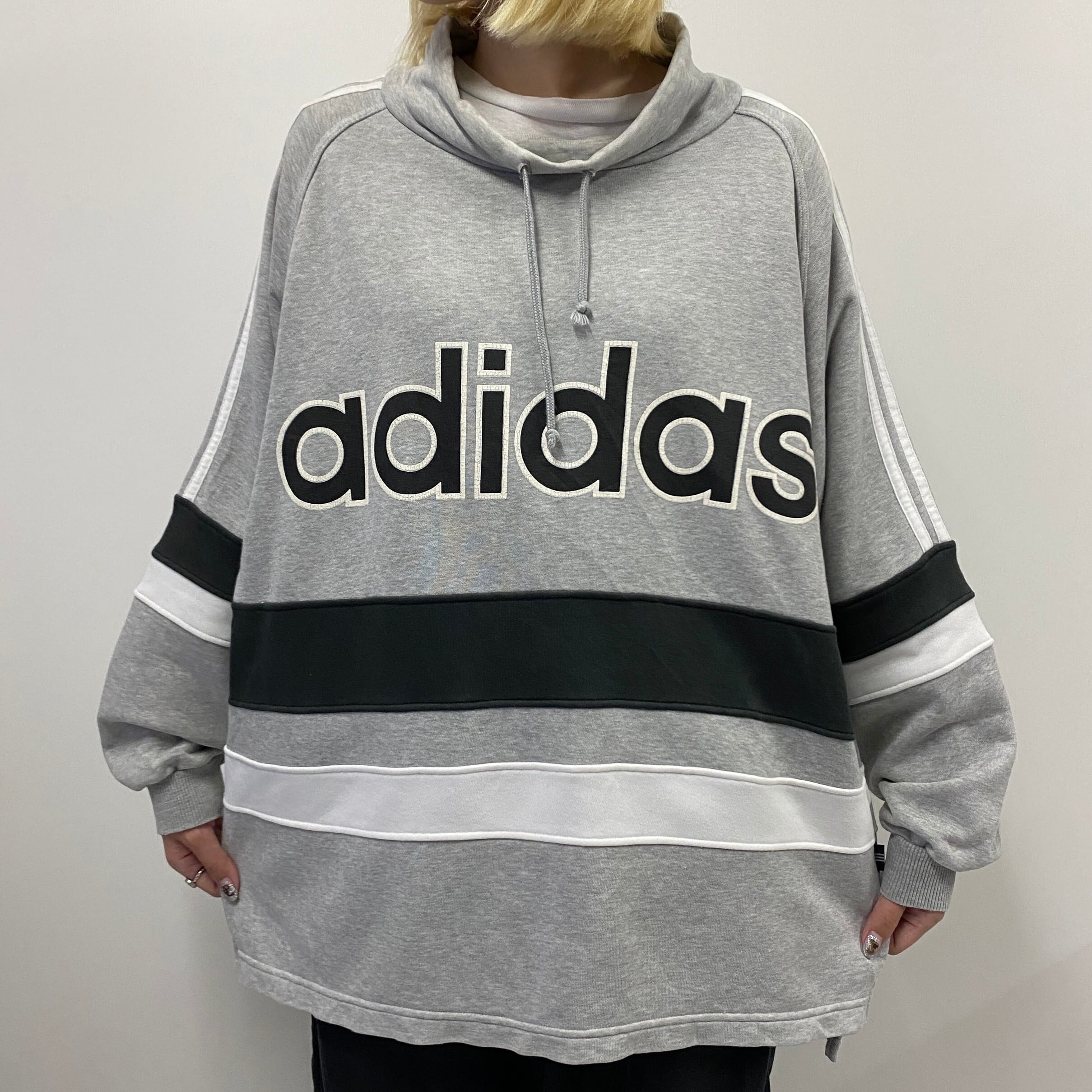 adidas アディダス　デサント　90s スウェット　トレーナー　ヴィンテージ