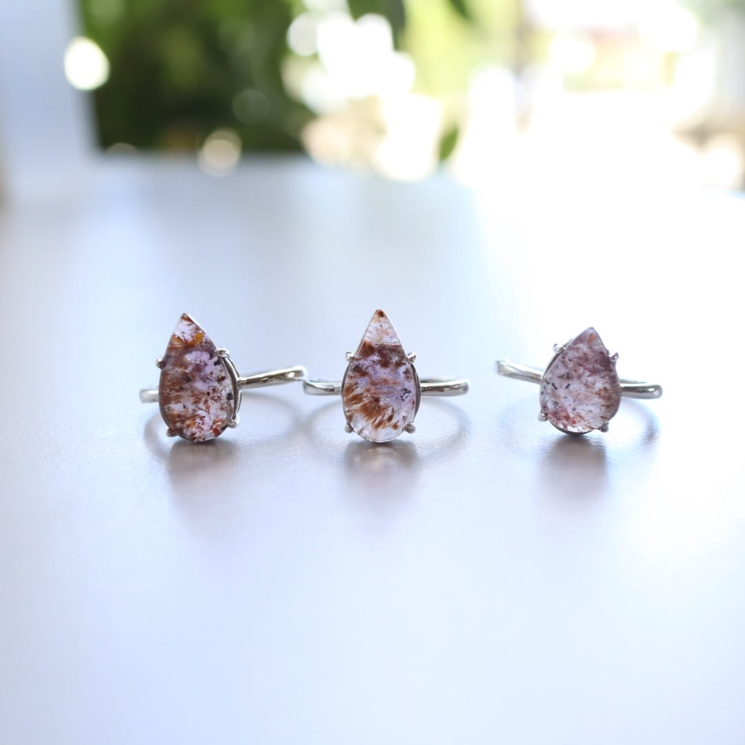 Anthophyllite in amethyst RING