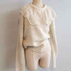 ruffled collar knit