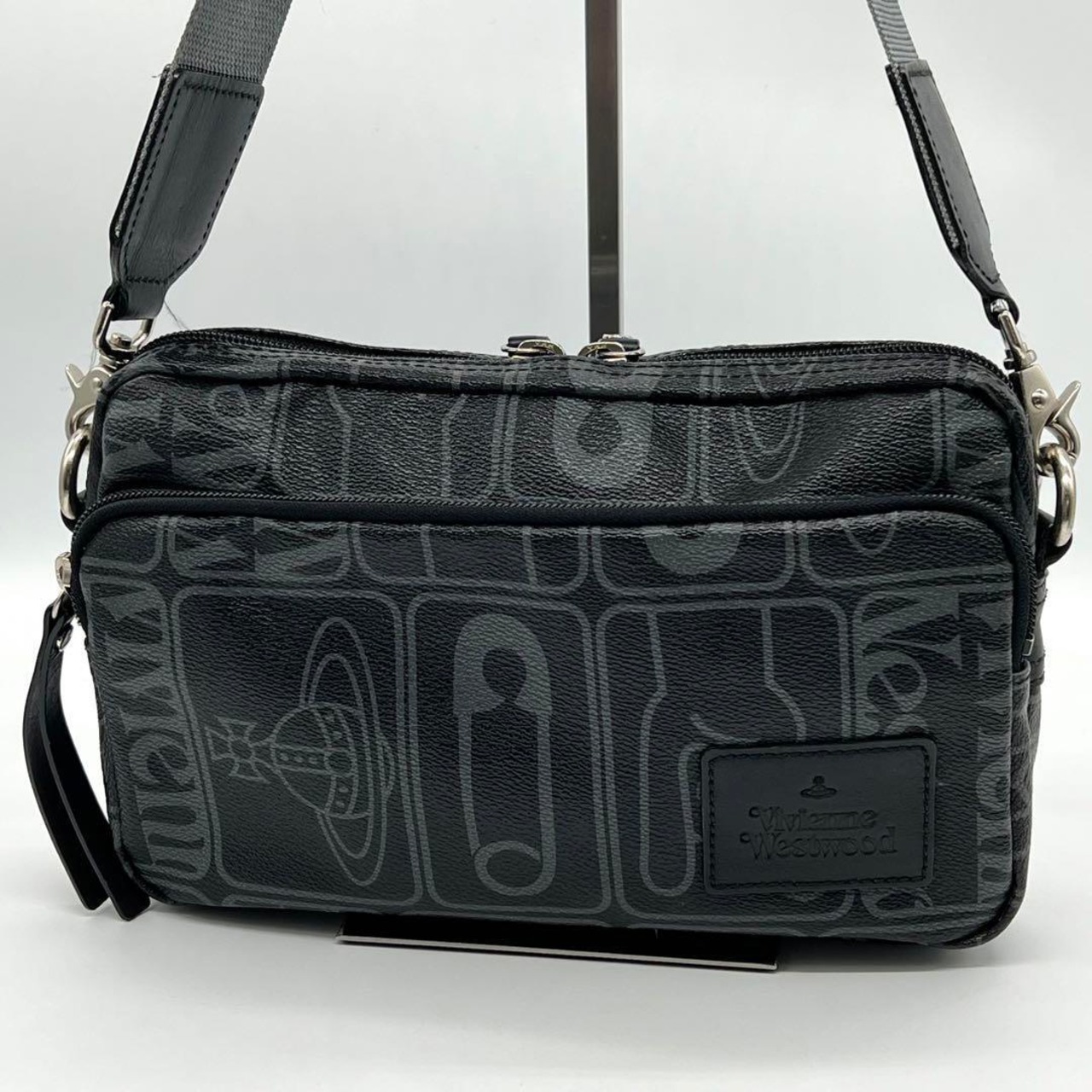 ✨極美品✨Vivienne Westwood ショルダーバッグ PVC 黒色 | F.B 