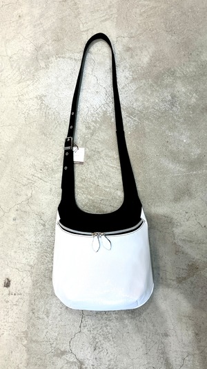 蔵前街歩きポシェット「真白」