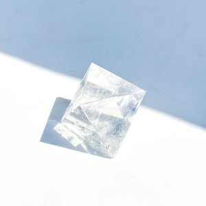 ミナスジェライス産クリアクォーツ 正八面体(オクタヒドロン)22◇ Clear Quartz Octahedron ◇ 天然石・鉱物・パワーストーン