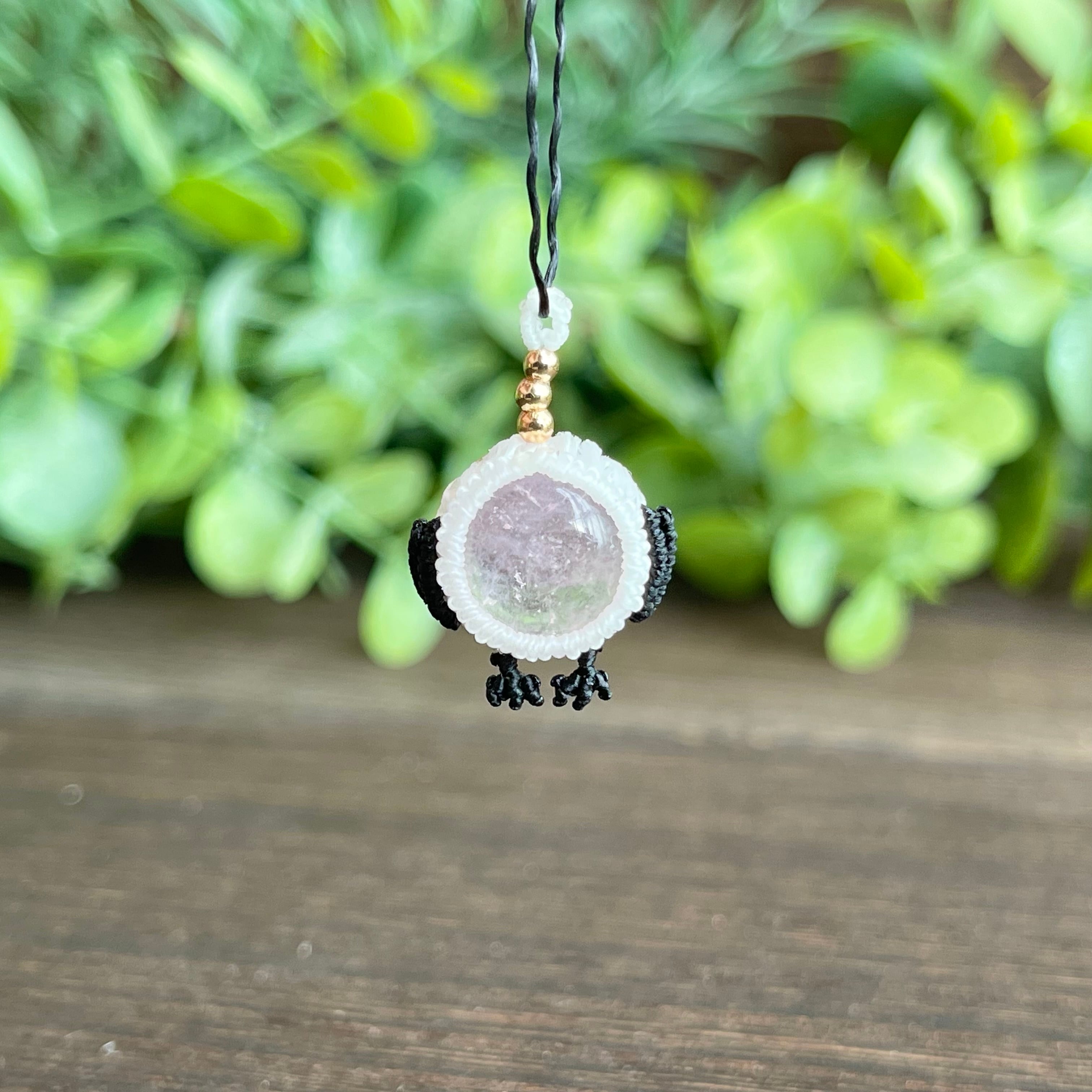 モルガナイト［シマエナガ］マクラメアクセサリー〈チャーム