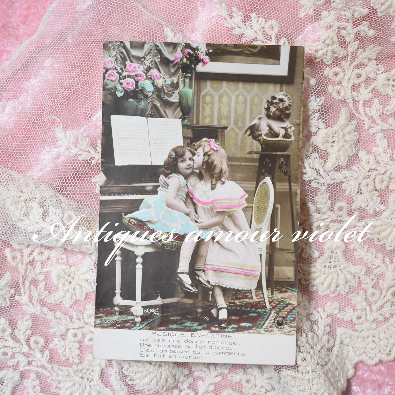 *アンティークポストカード　お人形のような少女とお人形　H.Manuel Antique postcard お人形のような少女とお人形 H.Manuel France P129