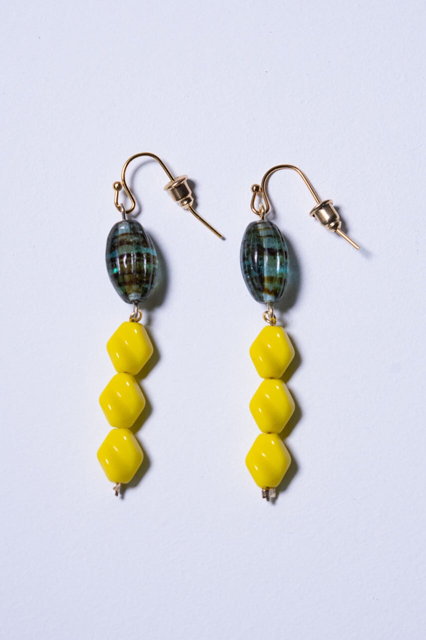 ピアス:ヴィンテージガラス&チェコガラス「頬に降りそそぐ光」